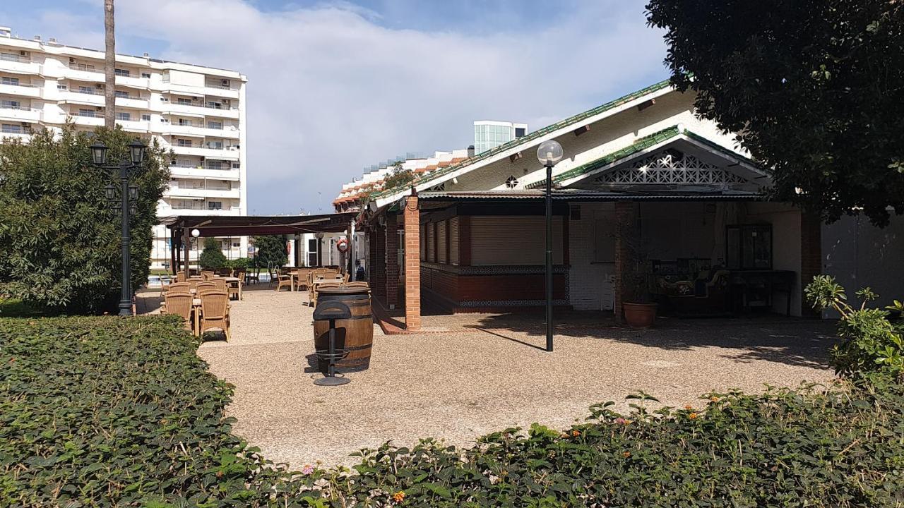 Carihuela Park Palace Studio Torremolinos Buitenkant foto